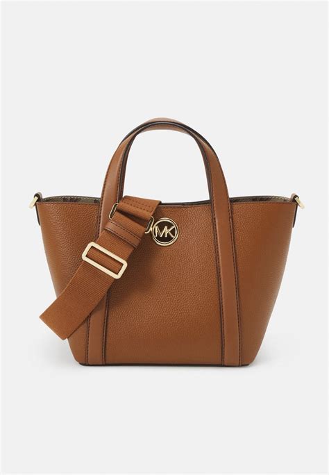 sac ou michael ou kors à Québec 